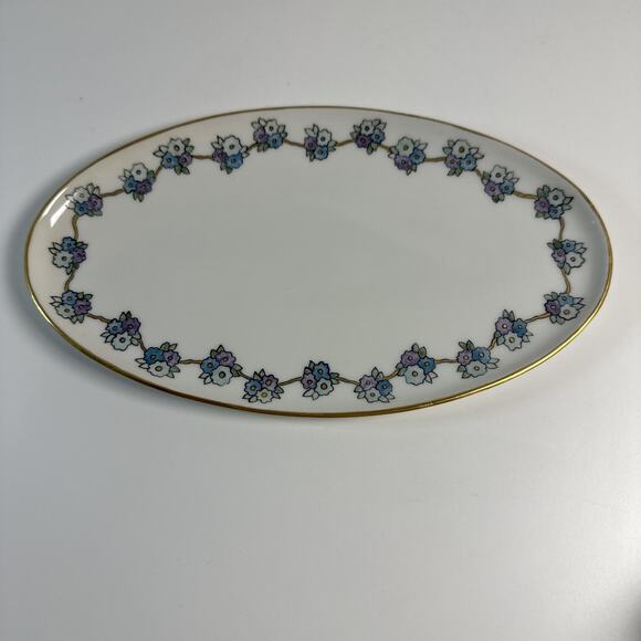 Vintage MZ Austria Dish & Creamer Set With Purple and Blue Hand Painted Flowers - Picture 4 of 10